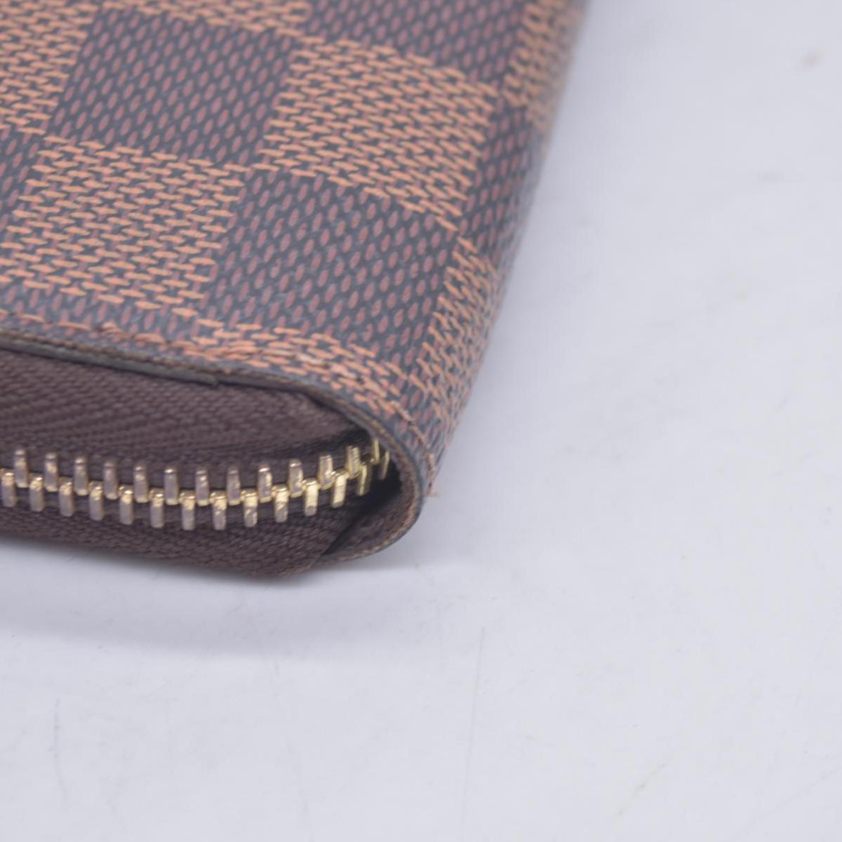$940 2015 Louis Vuitton Damier Ebene Zippy Wallet CA0135 CONSIGNMENT