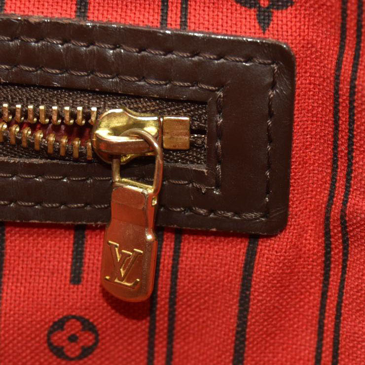 Louis Vuitton  Damier Ebene Neverfull MM