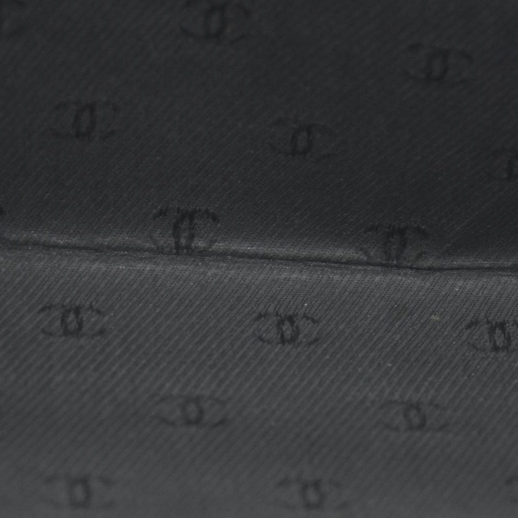 $925 2010 Chanel Grained Calfskin CC Button Long Wallet Black CONSIGNMENT