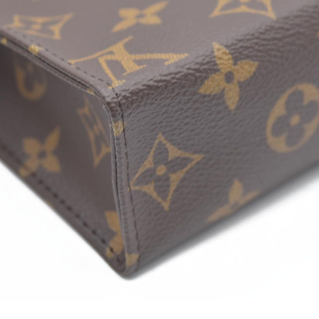 AUCTION $800 Louis Vuitton  Monogram Toiletry Pouch 19 Red