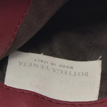 $1050 Bottega Veneta Intrecciato Lambskin Bifold Long Wallet Red