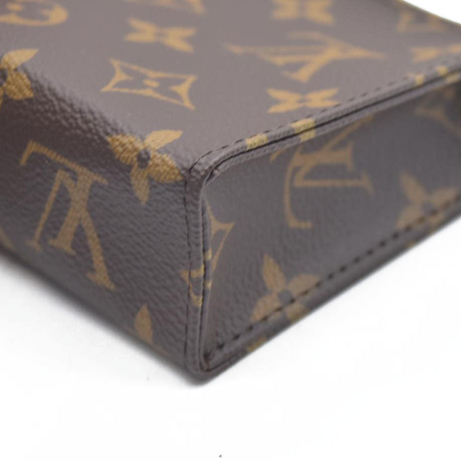 AUCTION $700 Louis Vuitton  Monogram Toiletry Pouch 15 Fuchsia