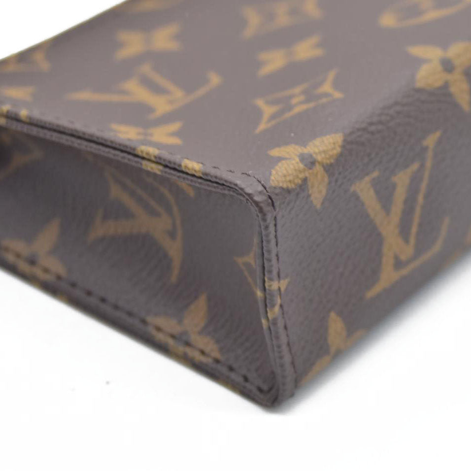 AUCTION $700 Louis Vuitton  Monogram Toiletry Pouch 15 Fuchsia