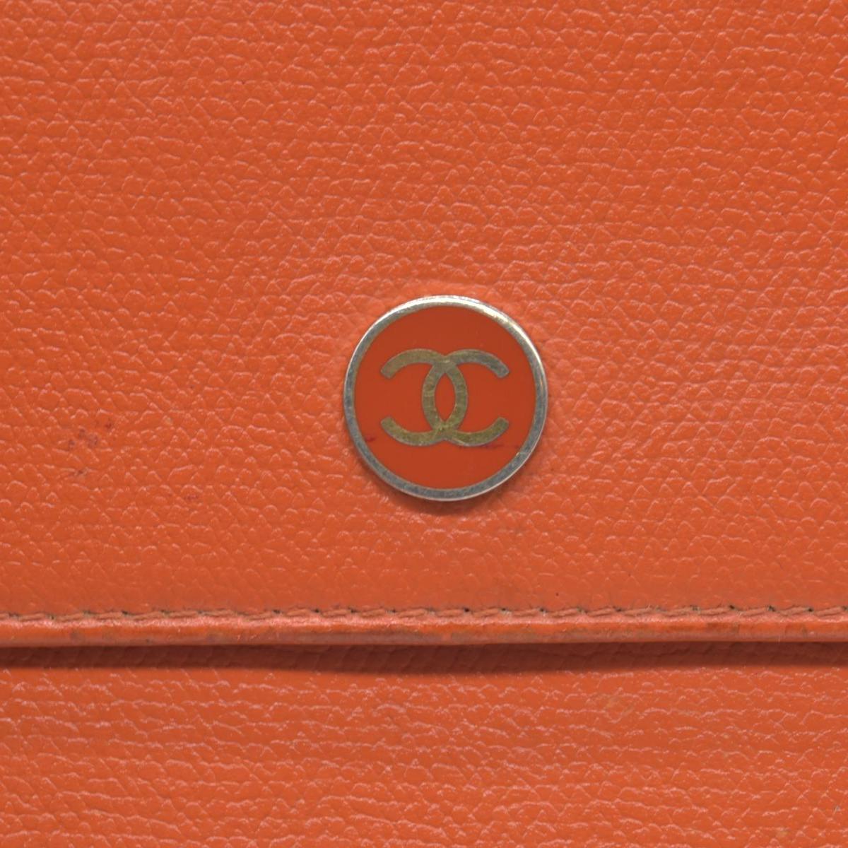 $725 Chanel  2003-2004 Compact Yen Wallet Button Orange CONSIGNMENT