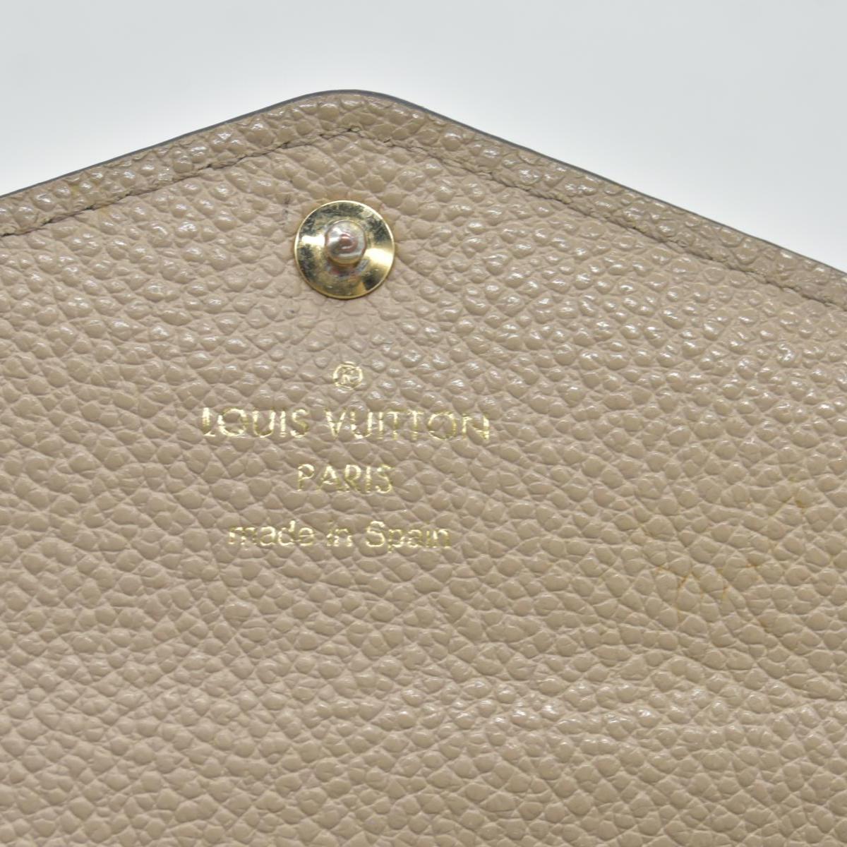 $1060 LOUIS VUITTON Portefeuille Sarah Monogram Empreinte Tourterelle Wallet