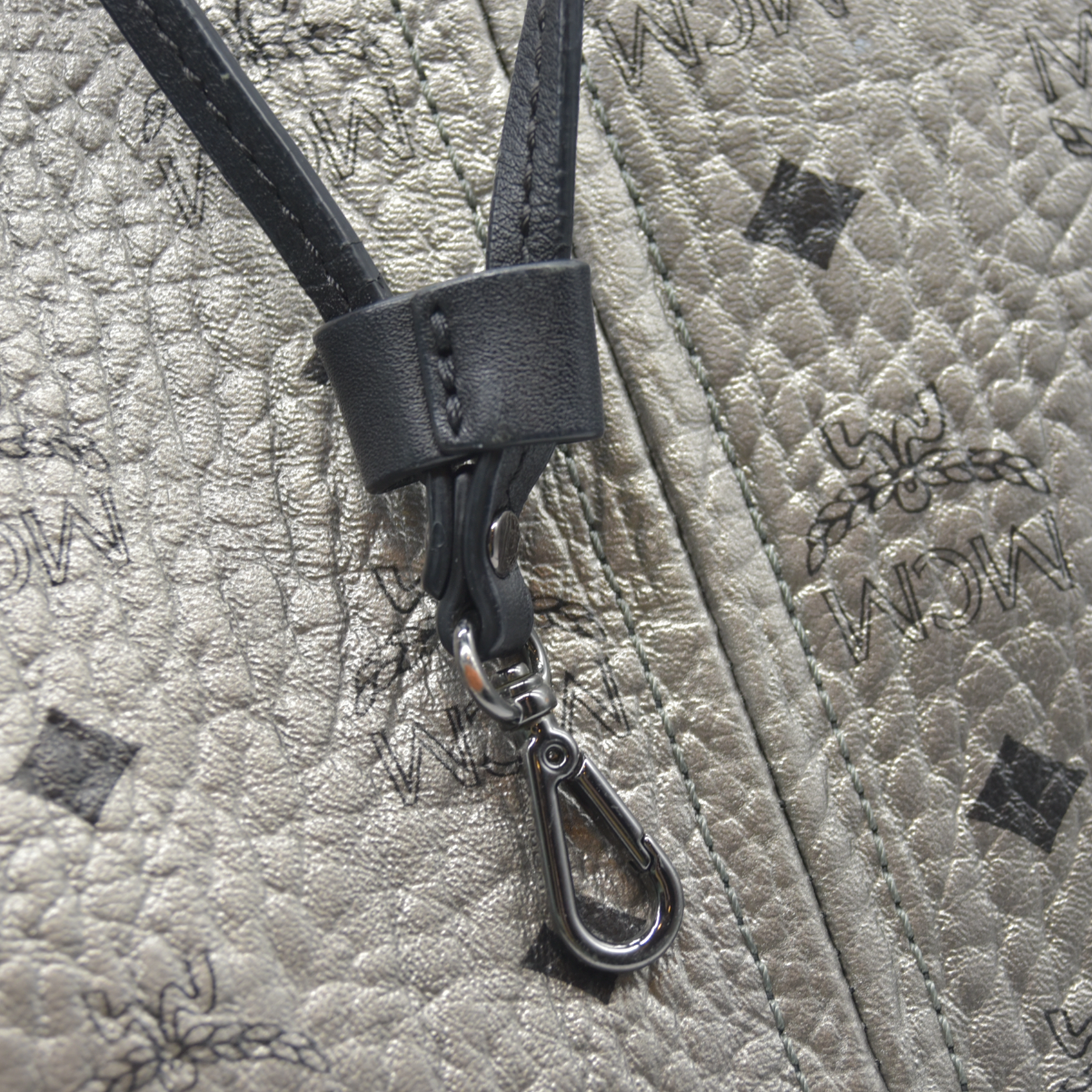 $770 MCM Tote Silver Metallic Liz Reversible Tote