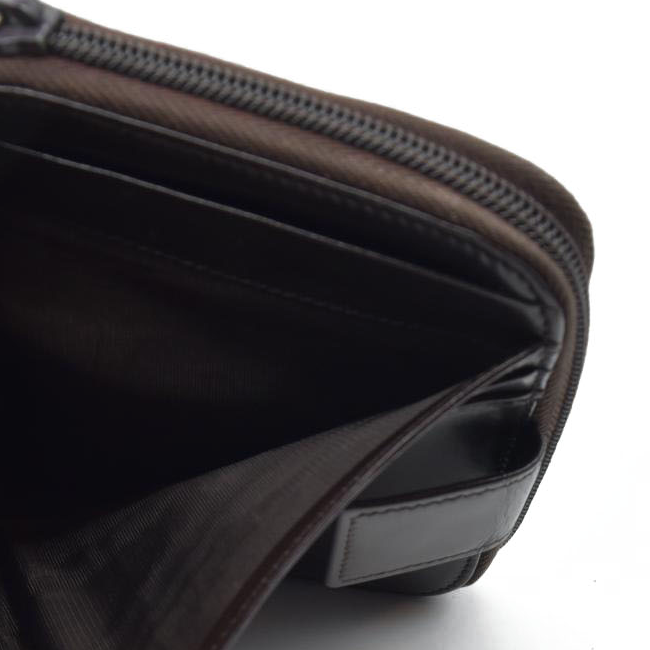 $795 PRADA Logo Leather Bifold Wallet Brown