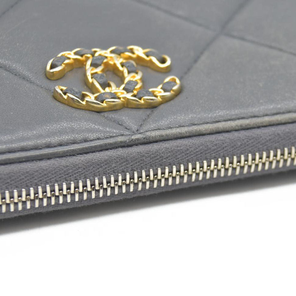 Chanel 2021 Interlocking CC Logo Continental Wallet