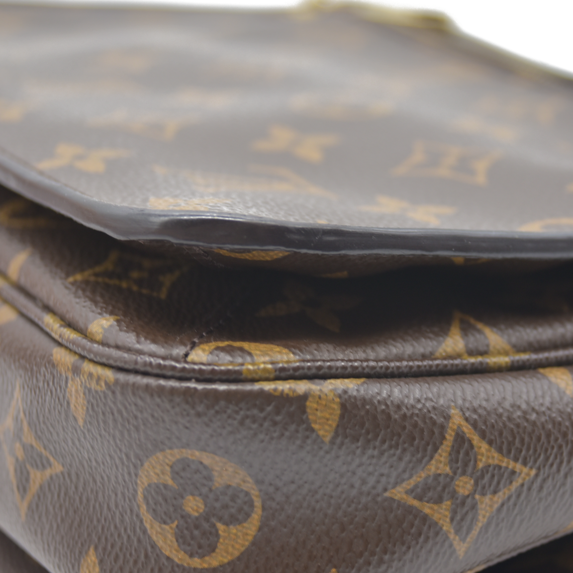 Louis Vuitton  Monogram Pochette Metis AR0148