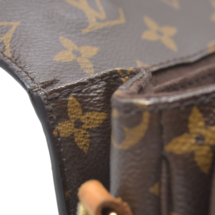 Louis Vuitton  Monogram Pochette Metis AR0148