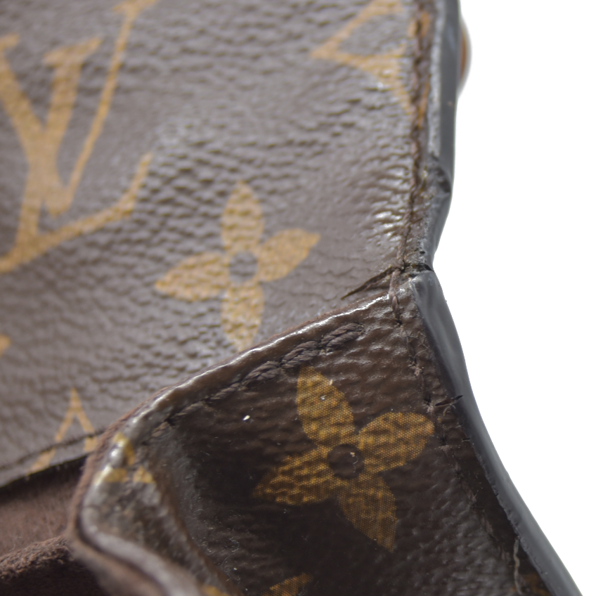 Louis Vuitton  Monogram Pochette Metis AR0148