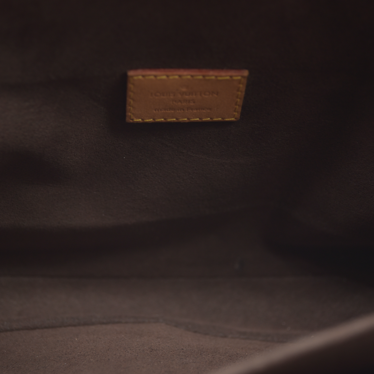 Louis Vuitton  Monogram Pochette Metis AR0148