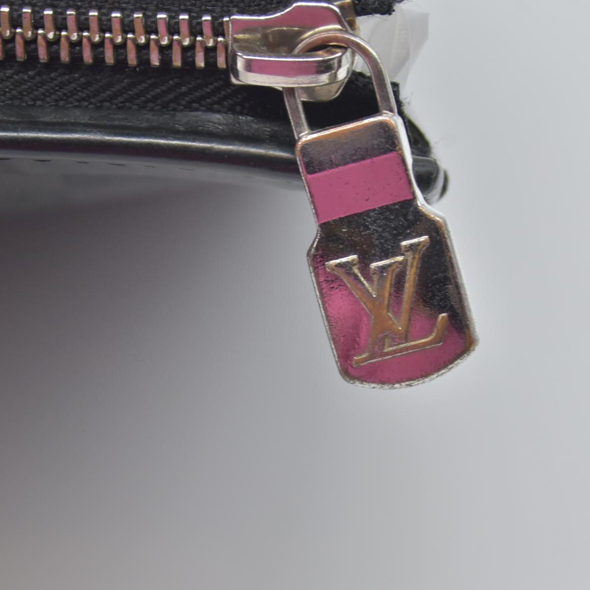 $1110 Louis Vuitton Damier Graphite Pochette Voyage MM