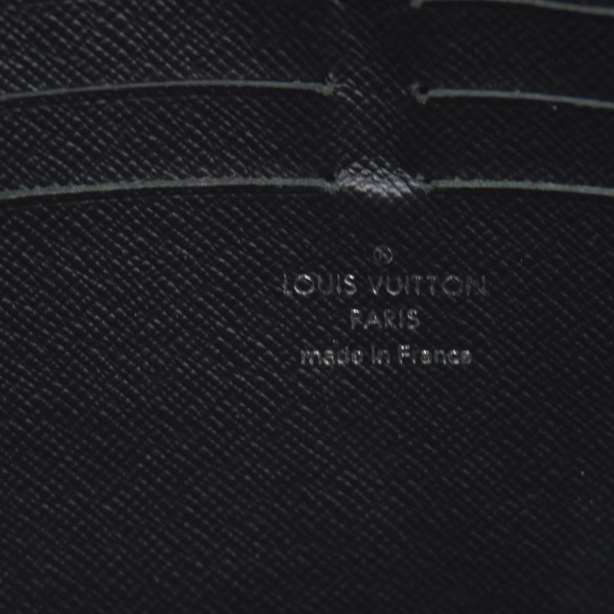 $1110 Louis Vuitton Damier Graphite Pochette Voyage MM