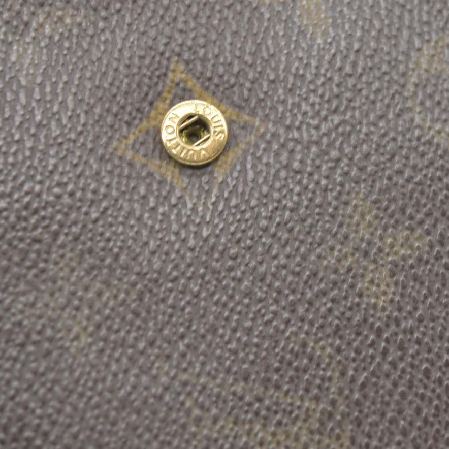 AUCTION $590 Louis Vuitton  Monogram Compact Zippe Zipped Wallet