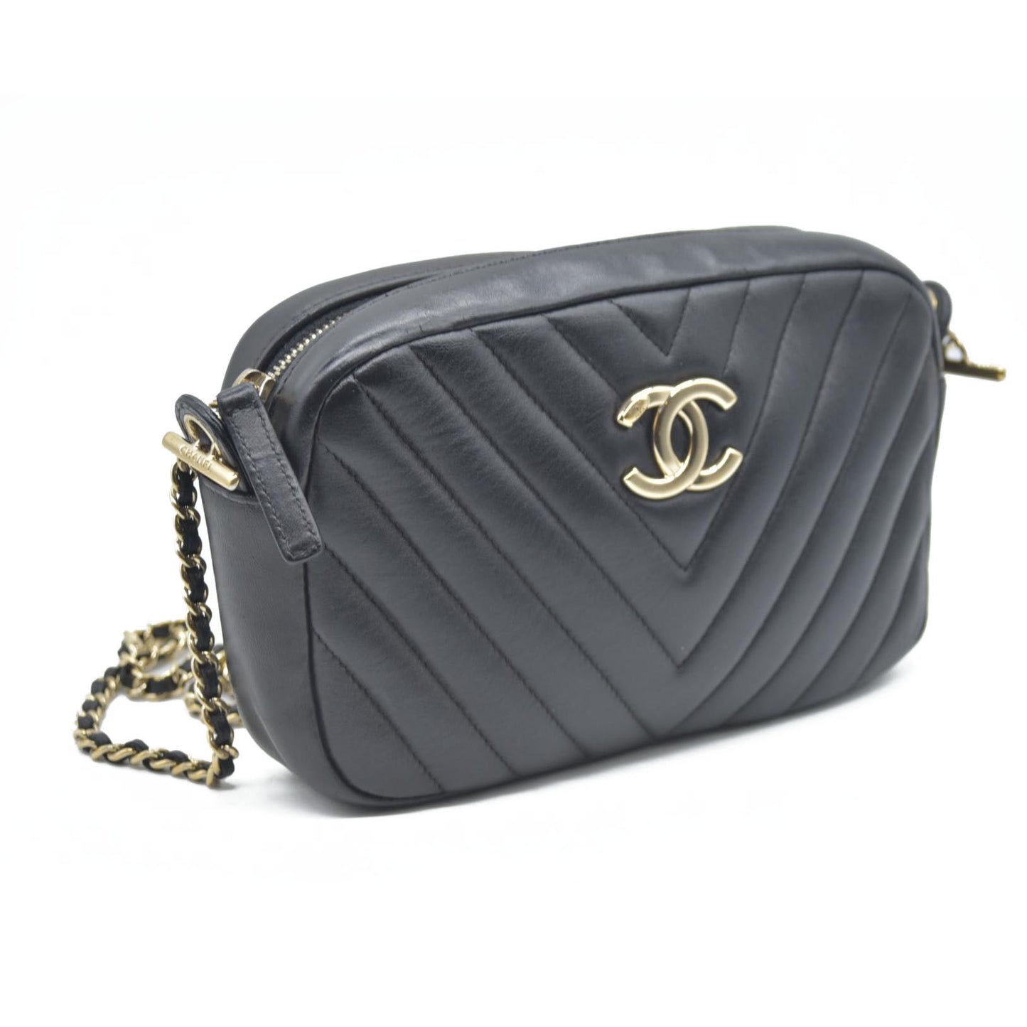 $3100 Chanel  Lambskin Chevron Quilted Camera Case Black