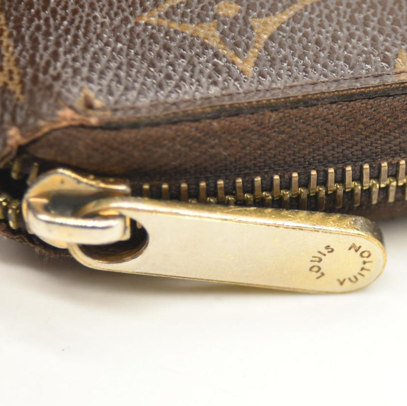 LOUIS VUITTON  Monogram Zippy Wallet CA2039