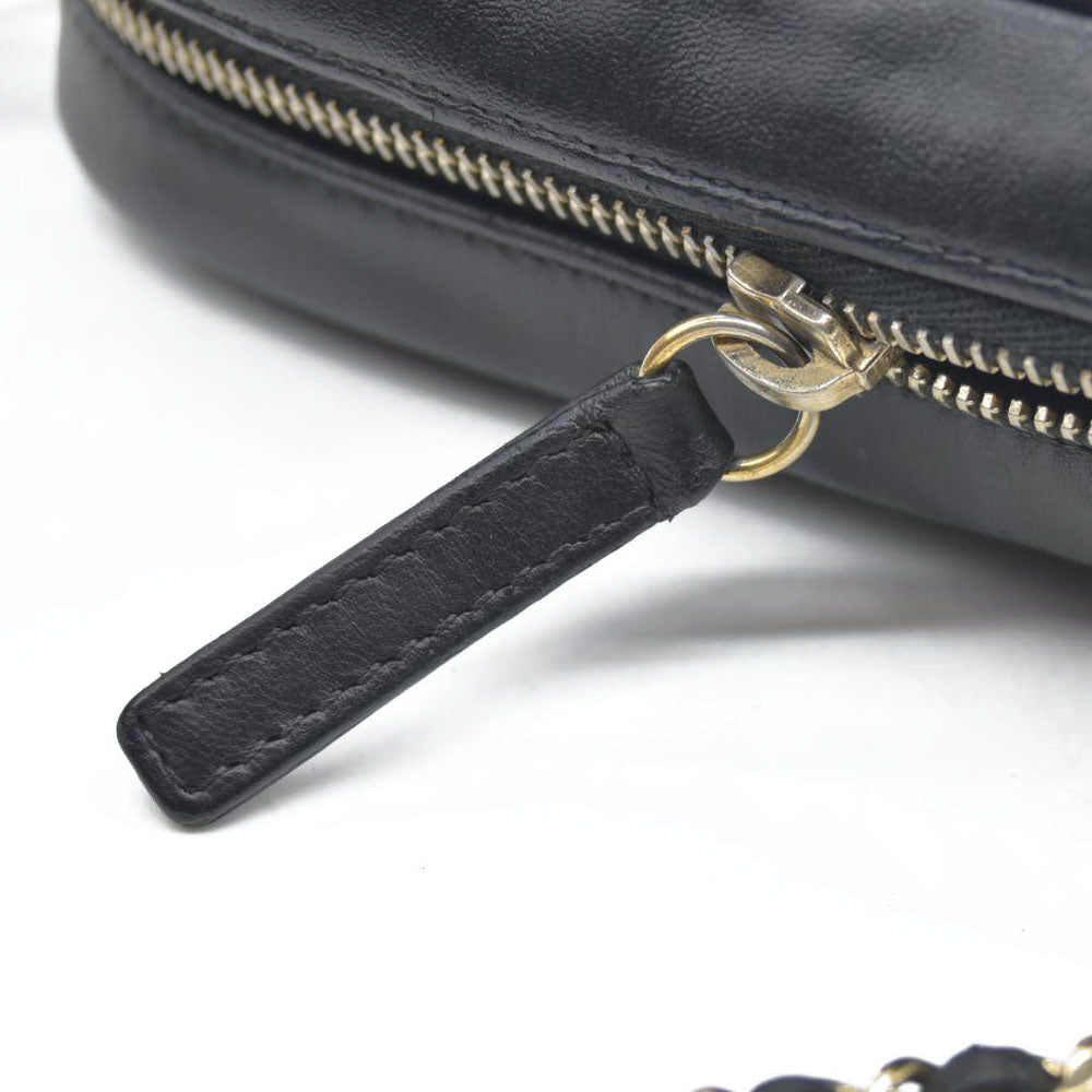 $3100 Chanel  Lambskin Chevron Quilted Camera Case Black
