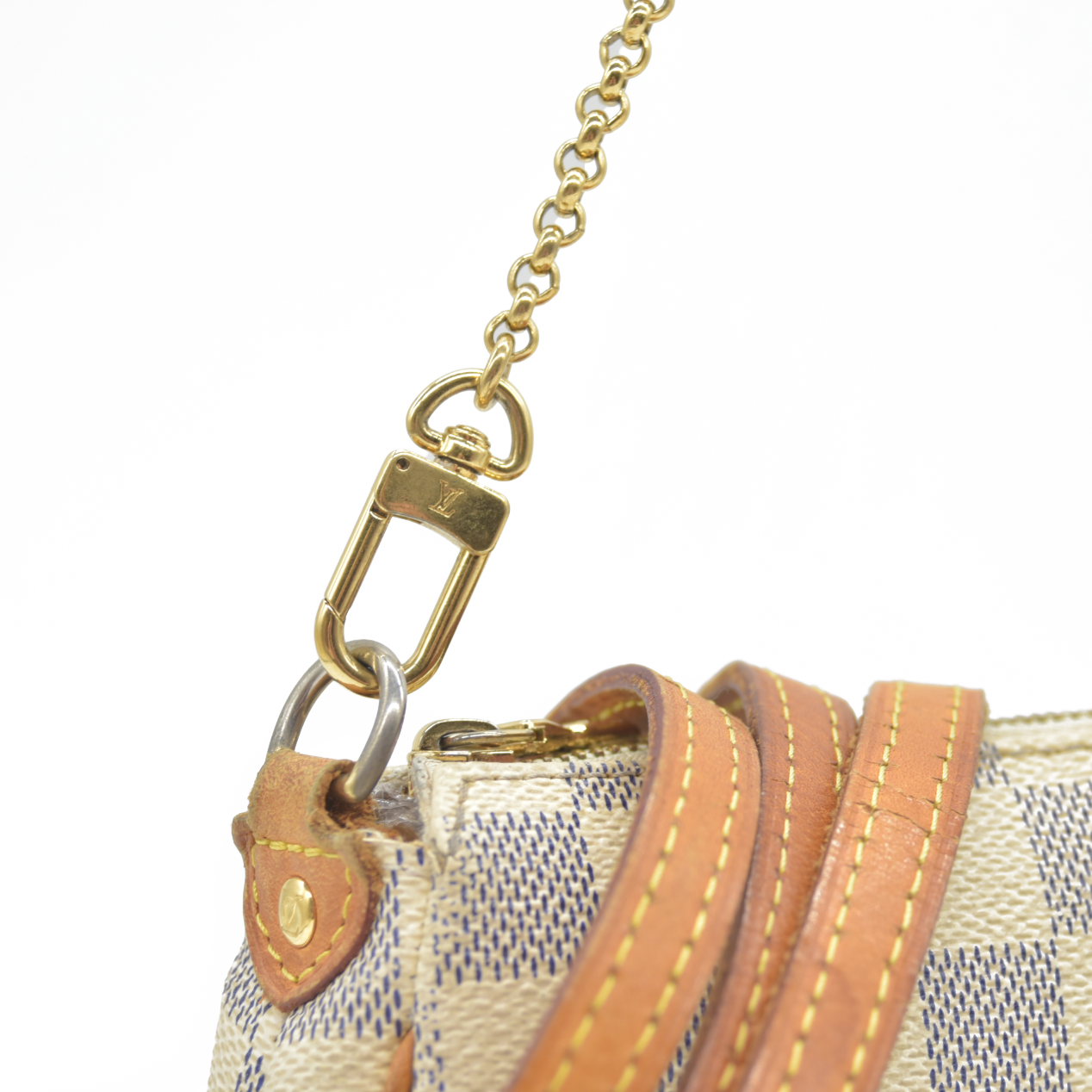 Louis Vuitton  Damier Azur Eva Clutch DU4190