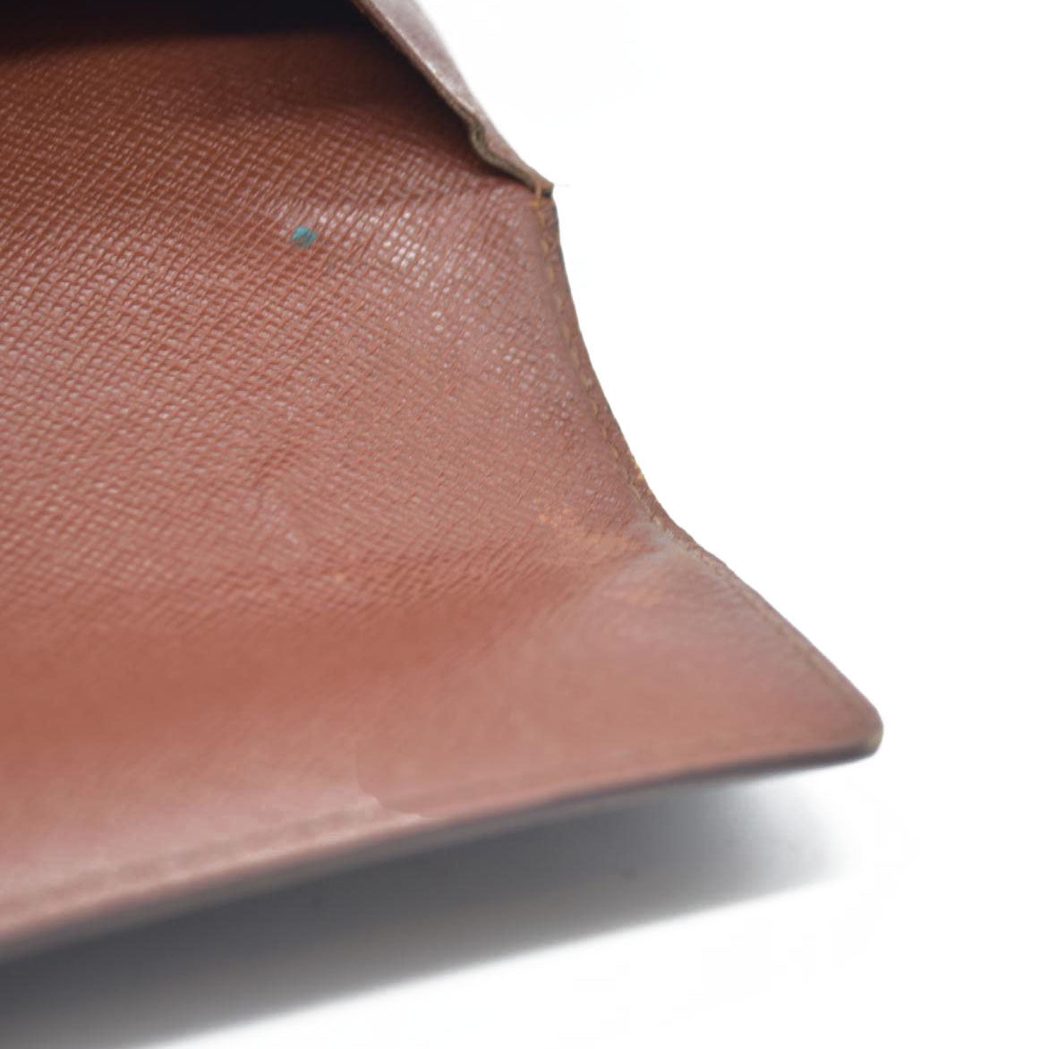 AUCTION $720 Louis Vuitton  Monogram Sarah Wallet