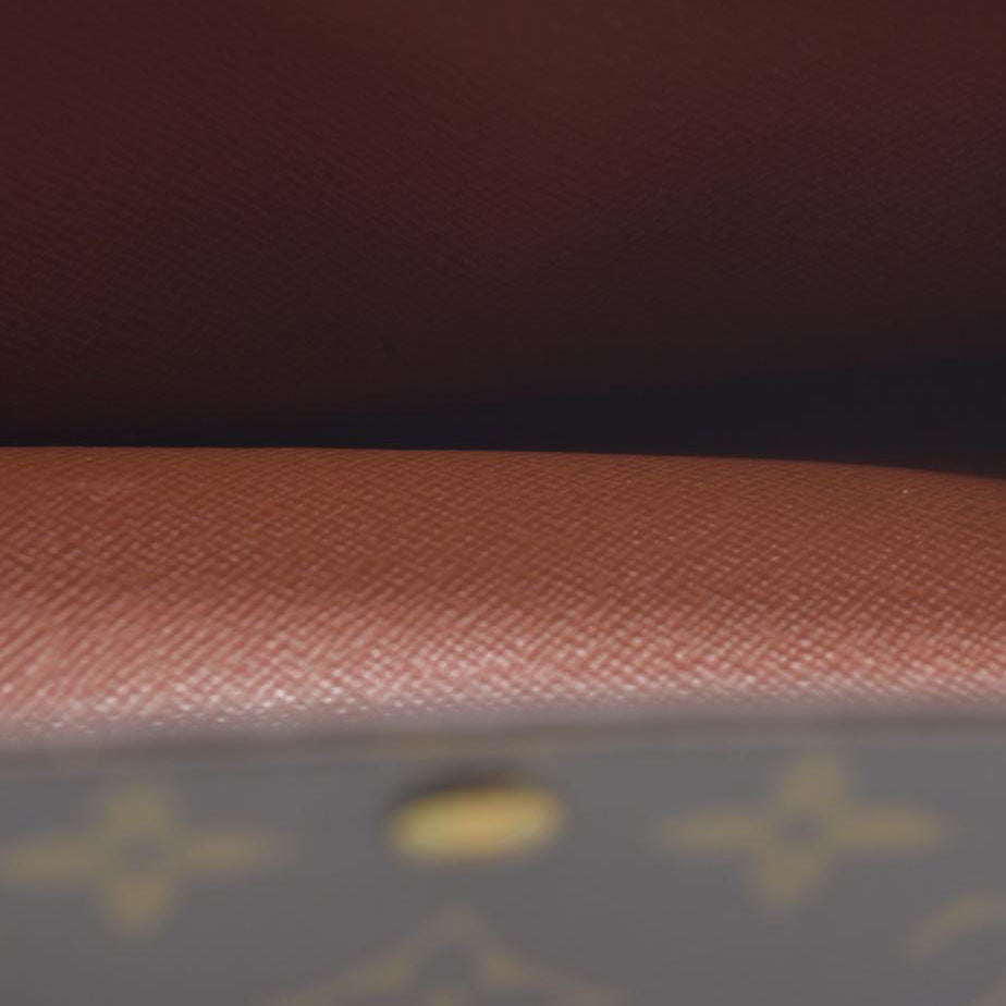 AUCTION $720 Louis Vuitton  Monogram Sarah Wallet