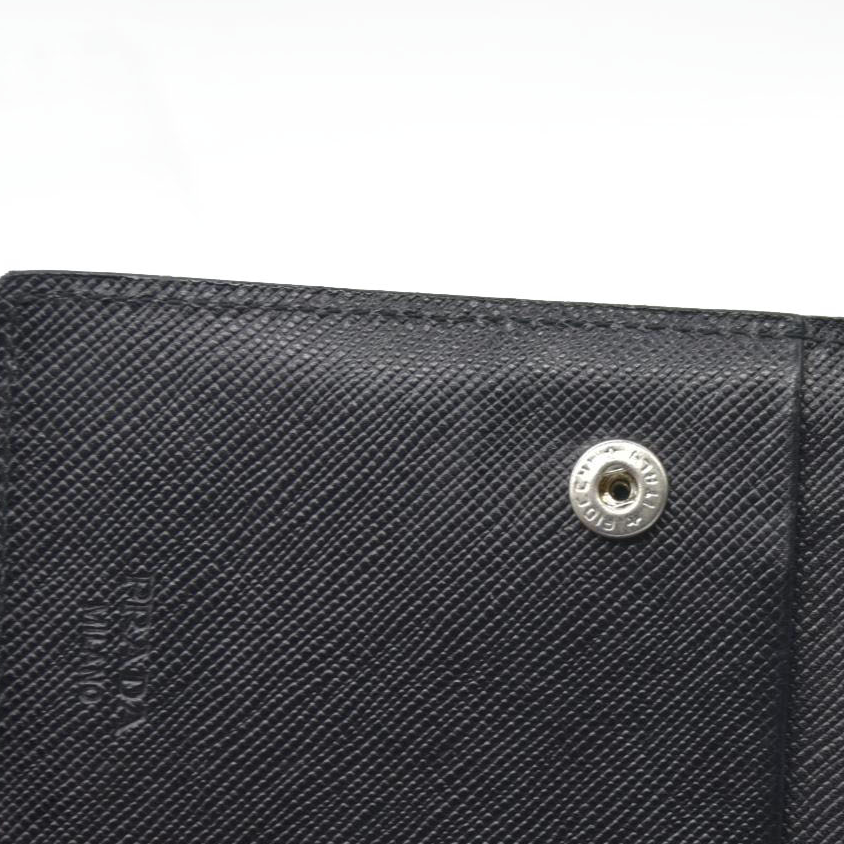 $650 PRADA Logo Plate Nylon Bifold Wallet Purse Black