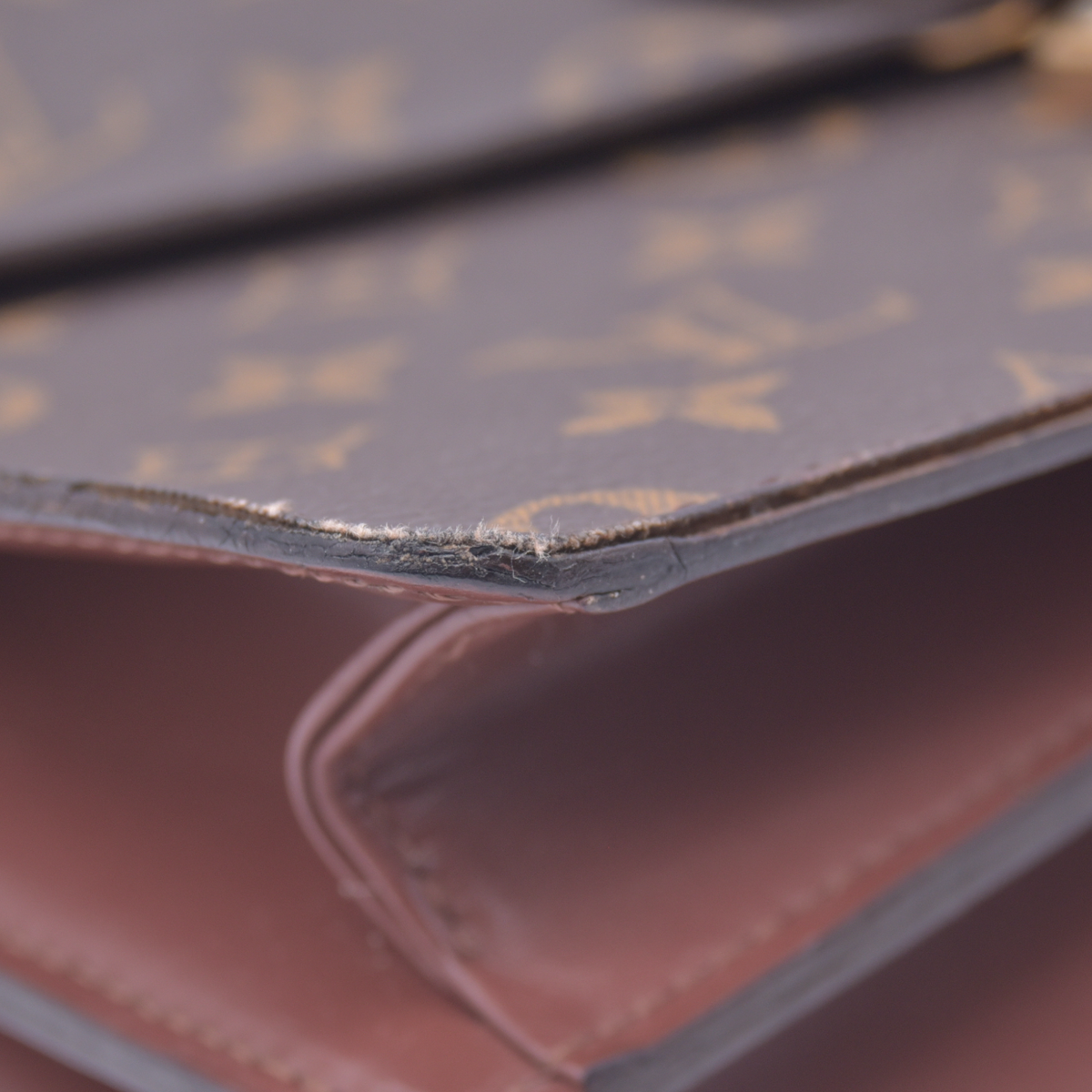 $1290 1994 LOUIS VUITTON Monogram Concorde A20994 10020825