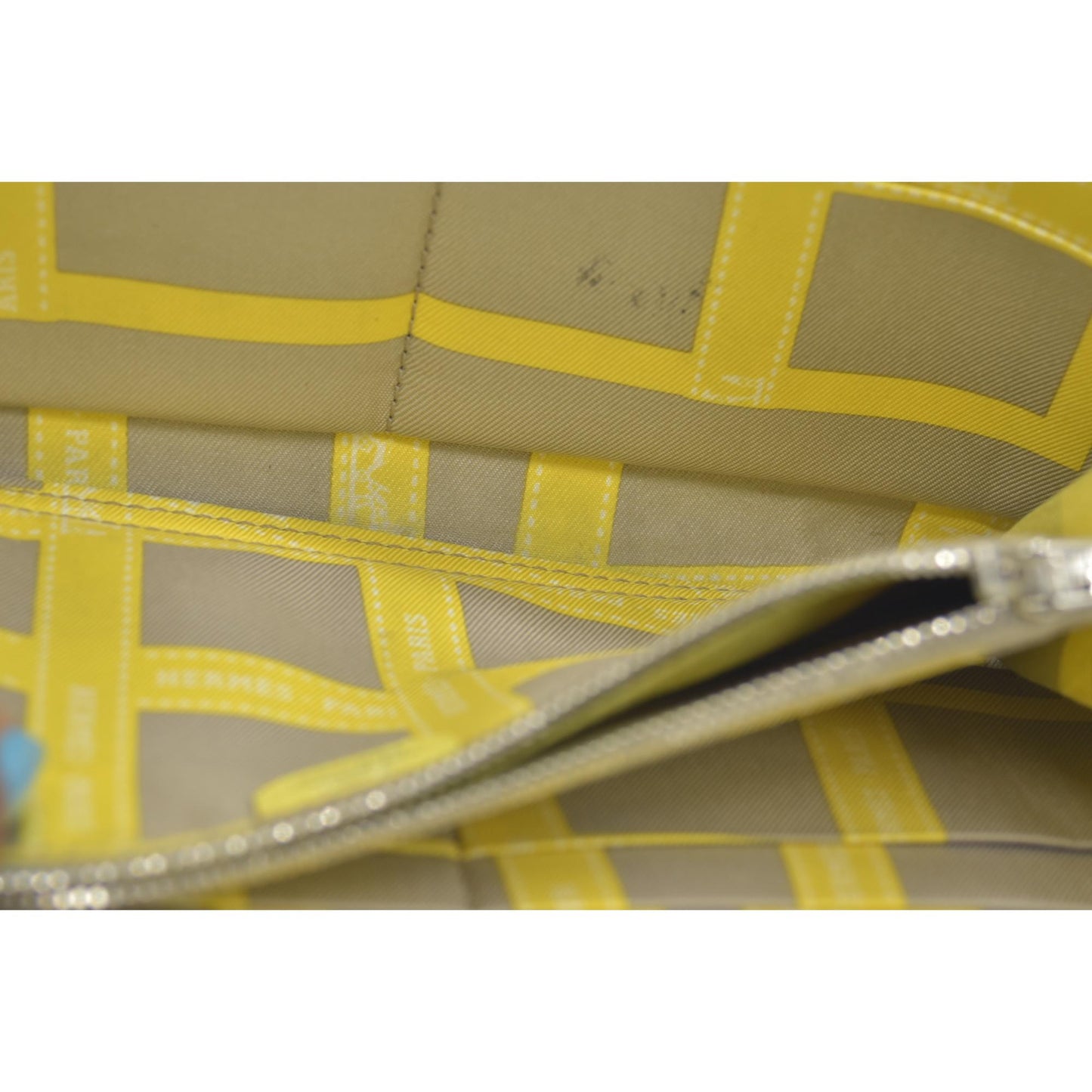 HERMES Silk-In Azap Long Zip Around Wallet Yellow Epsom