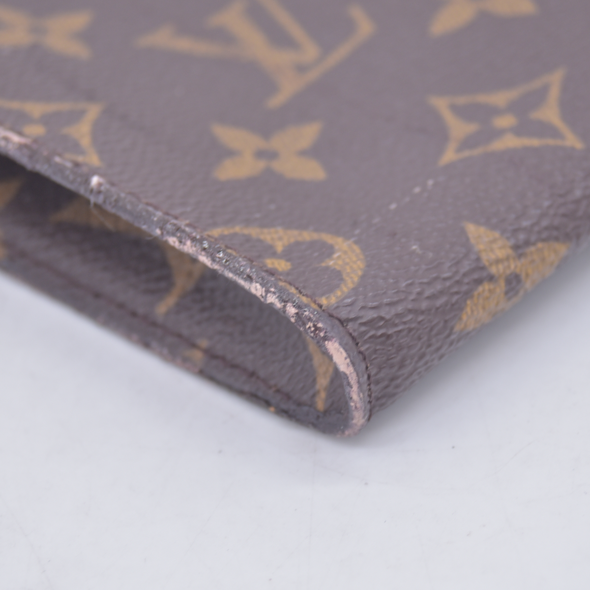 $490 1998 Louis Vuitton Monogram Bucket 23 Pouch AR0938