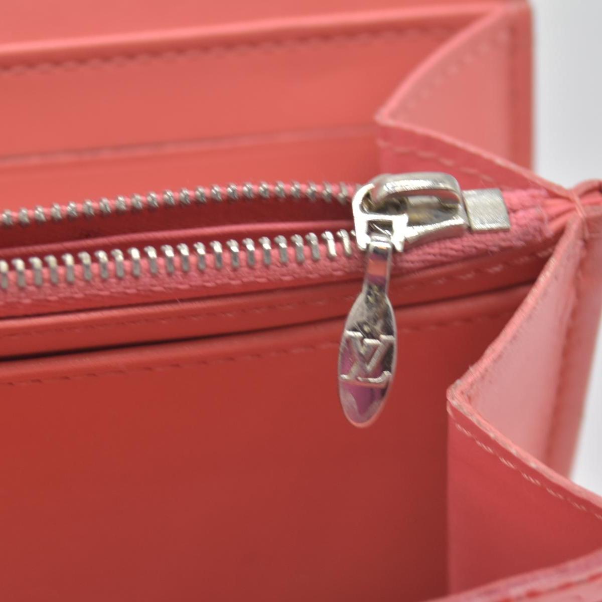 $880 Louis Vuitton LOUIS VUITTON Sarah Bi-fold Long Wallet Leather Vernis Pink Poppy Petal