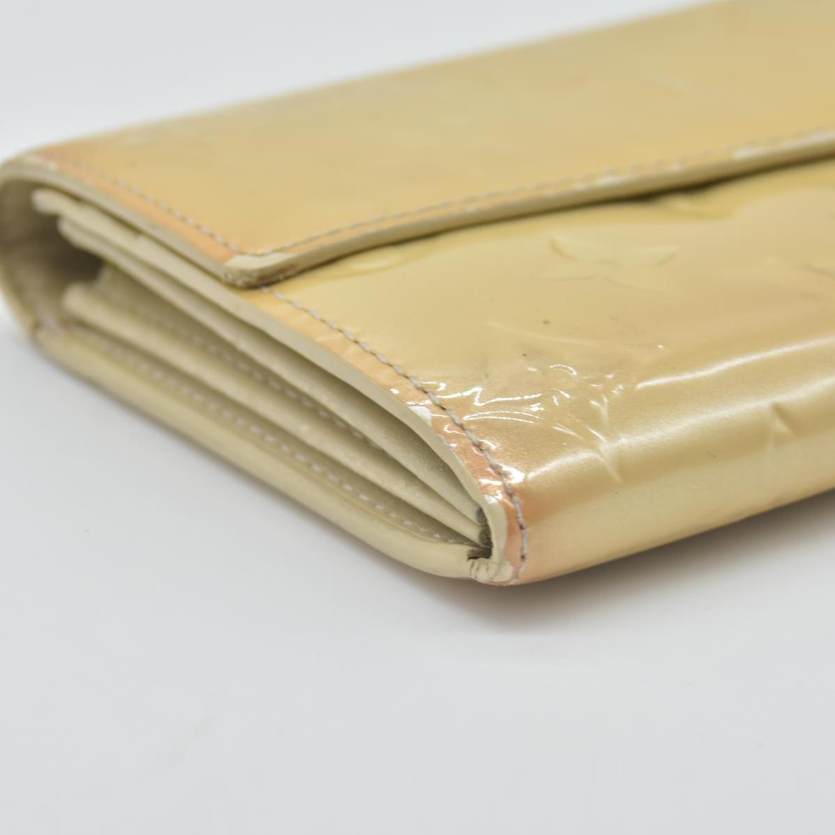 $840 Louis Vuitton Monogram Vernis Porte Feuille Sarah Long Bifold Wallet