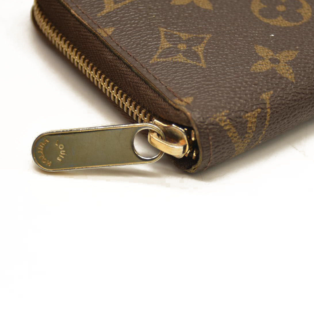 Louis Vuitton  Monogram Zippy Wallet SP4130