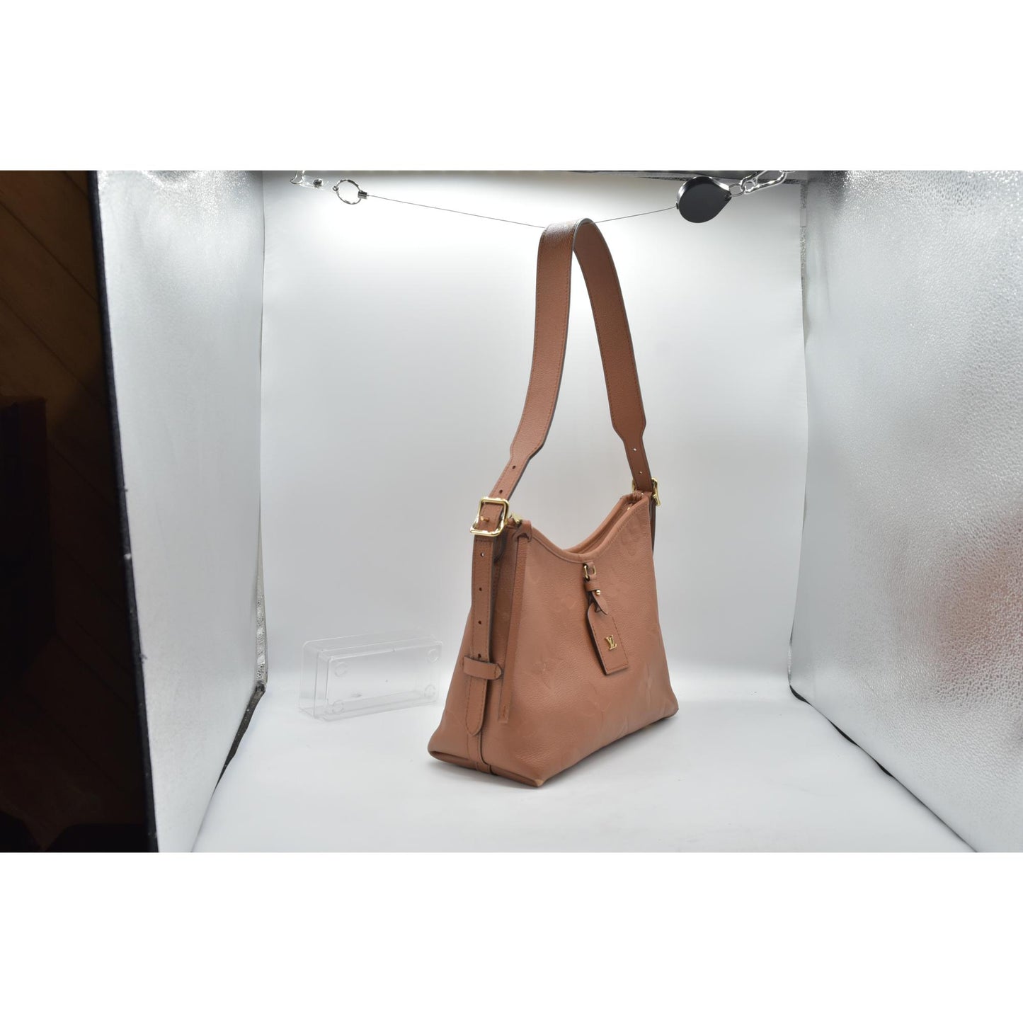 $3250 Louis Vuitton  Monogram Giant Carryall PM