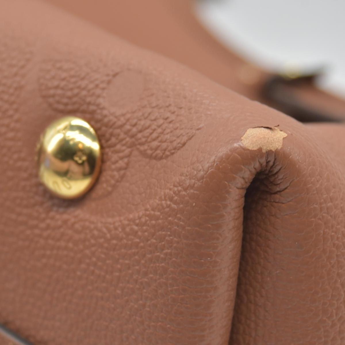 $3250 Louis Vuitton  Monogram Giant Carryall PM
