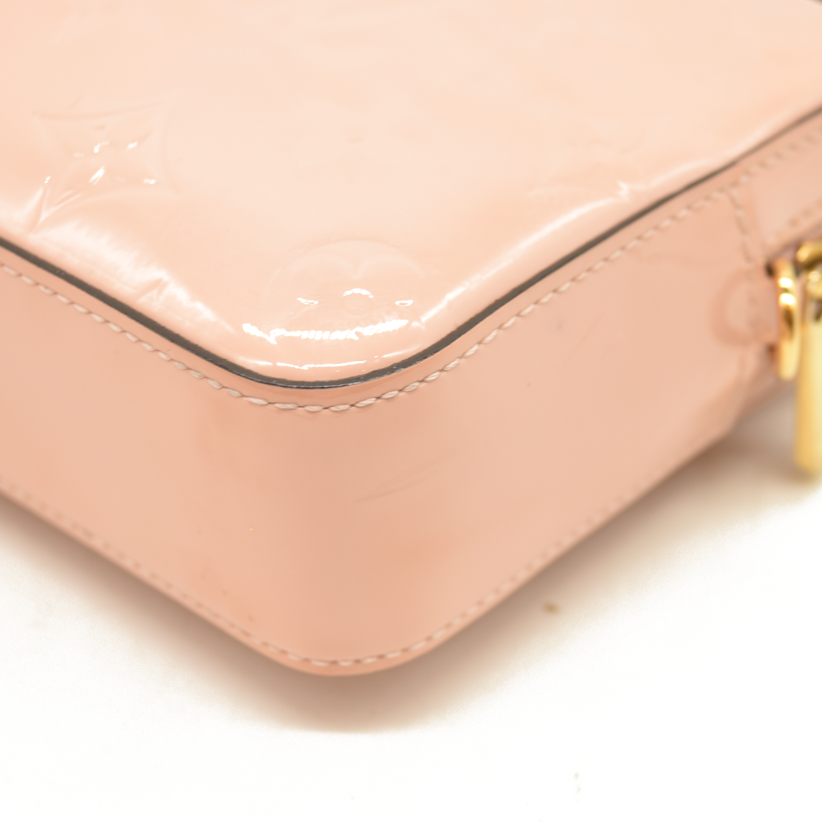 Louis Vuitton  Vernis Camera Pouch Rose Ballerine TS3177