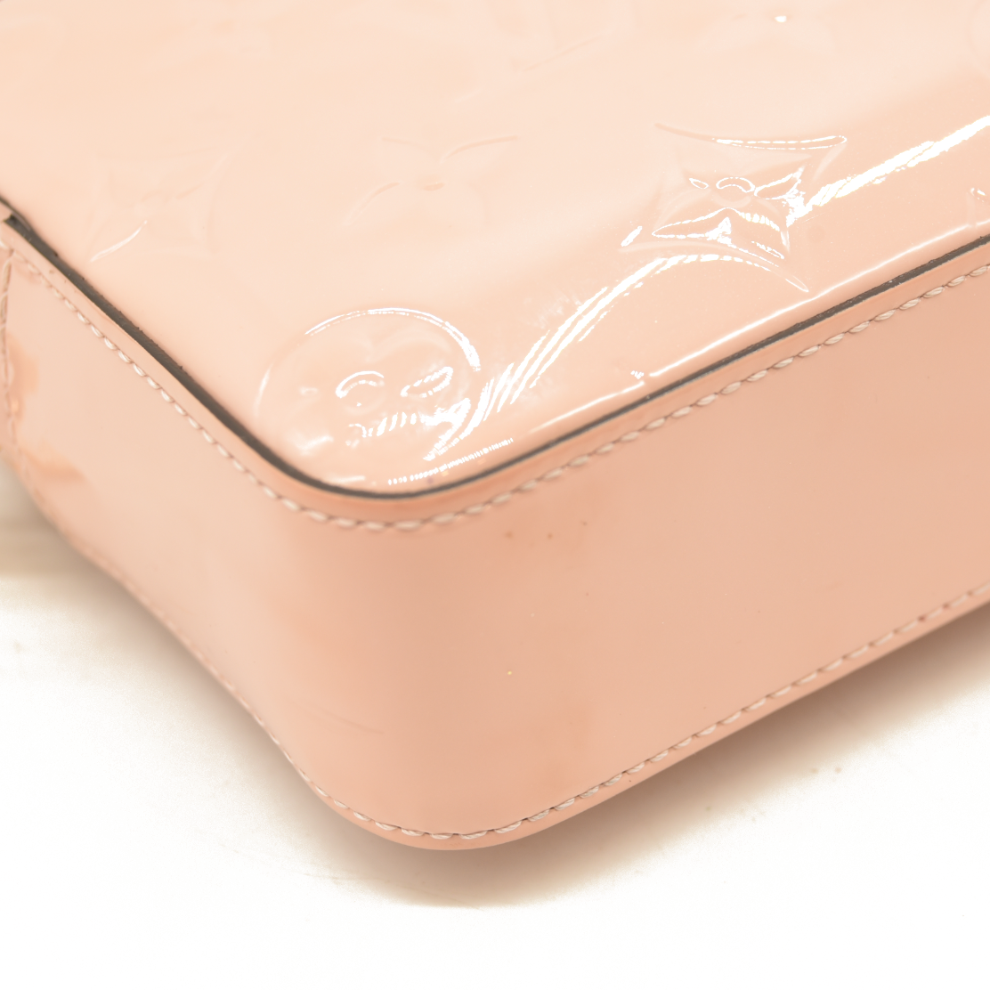 Louis Vuitton  Vernis Camera Pouch Rose Ballerine TS3177