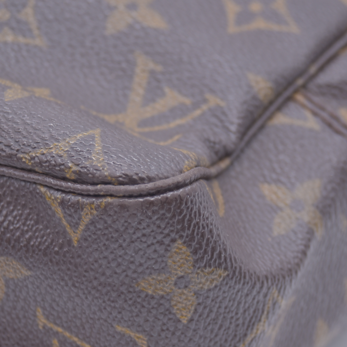 $600 1985 Louis Vuitton Cosmetic Pouch Trousse Toilette 28 851TH