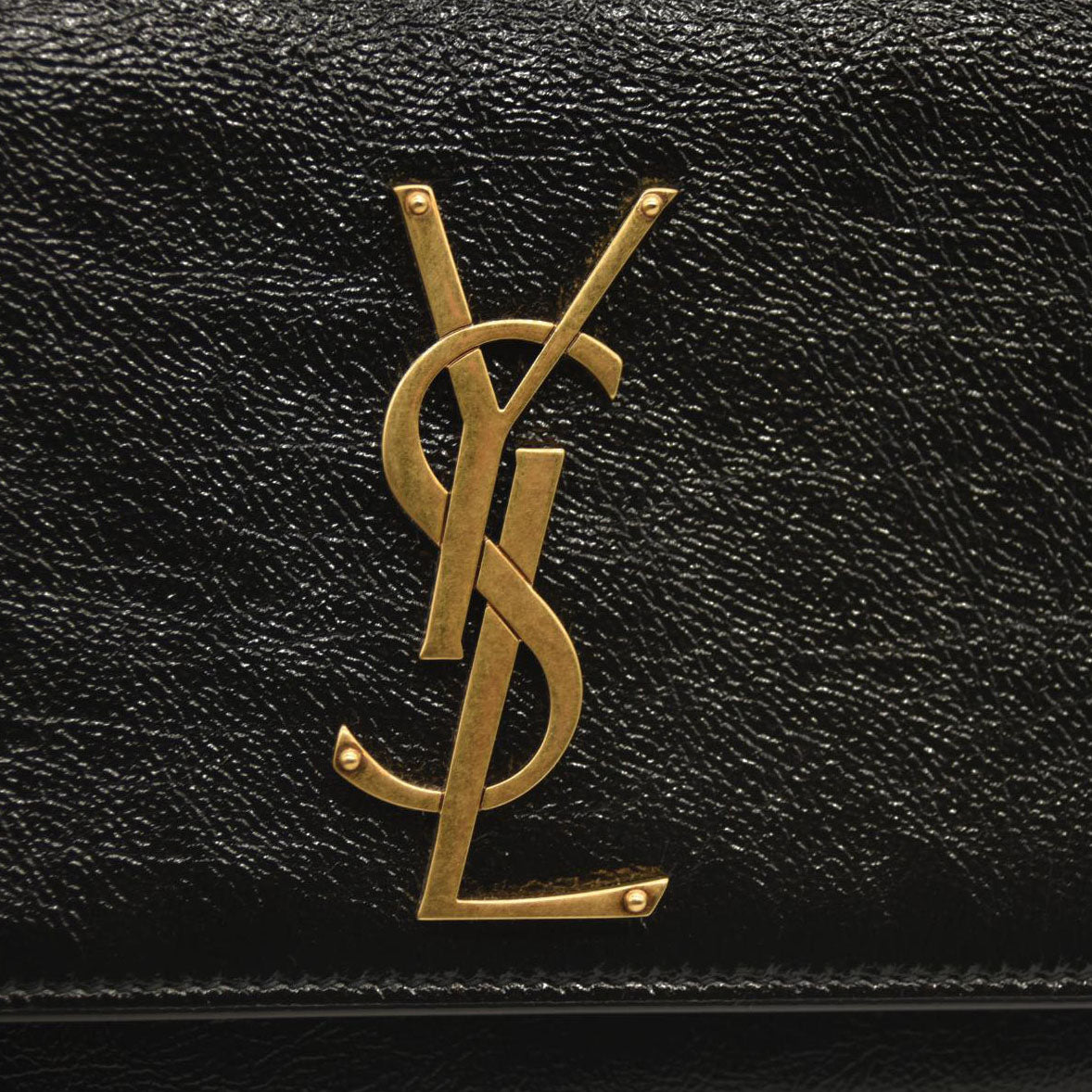 SAINT LAURENT  Grain De Poudre Medium Classic Monogram Kate Satchel Black