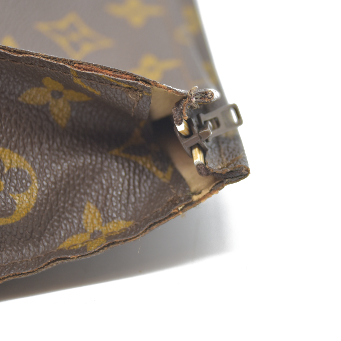 Louis Vuitton Monogram Poche Toilette 26 Cosmetics Pouch Purse Brown