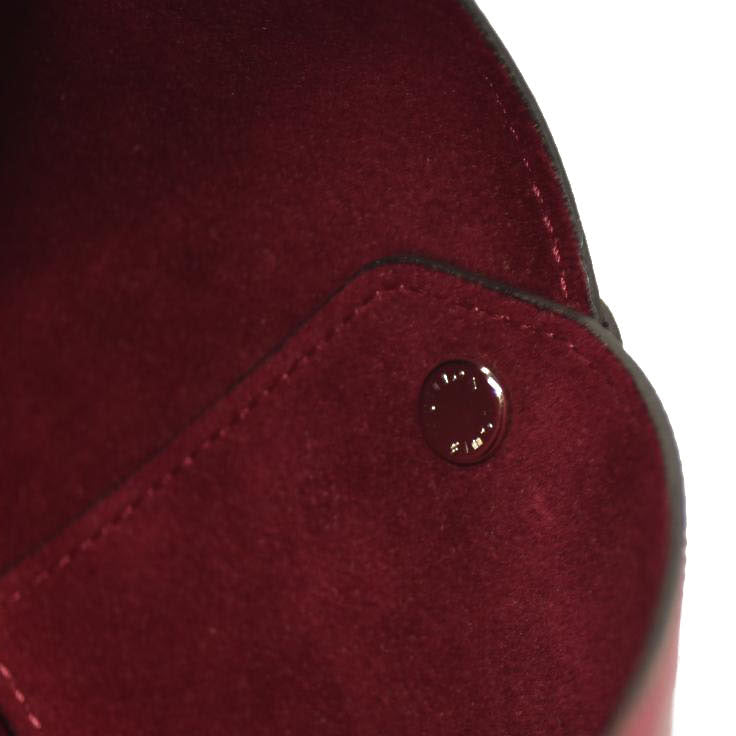 AUCTION $1050 Louis Vuitton  Epi Medium Kirigami Pochette Insert Fuchsia