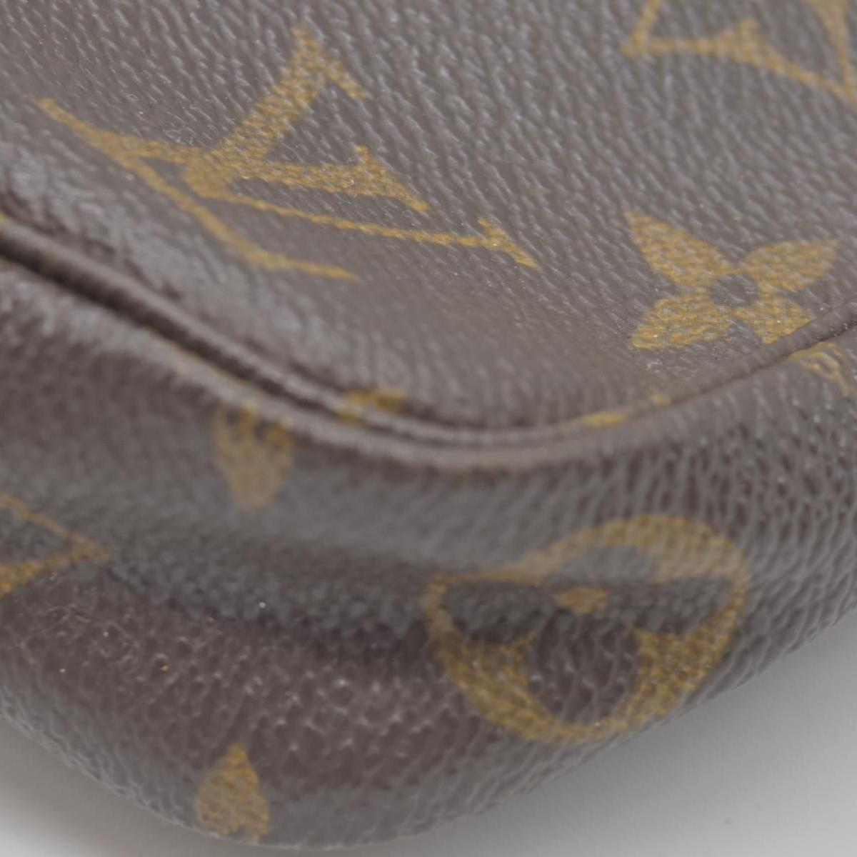$1290 2001 Louis Vuitton Monogram Pochette Accessories Pouch Bag VI0031