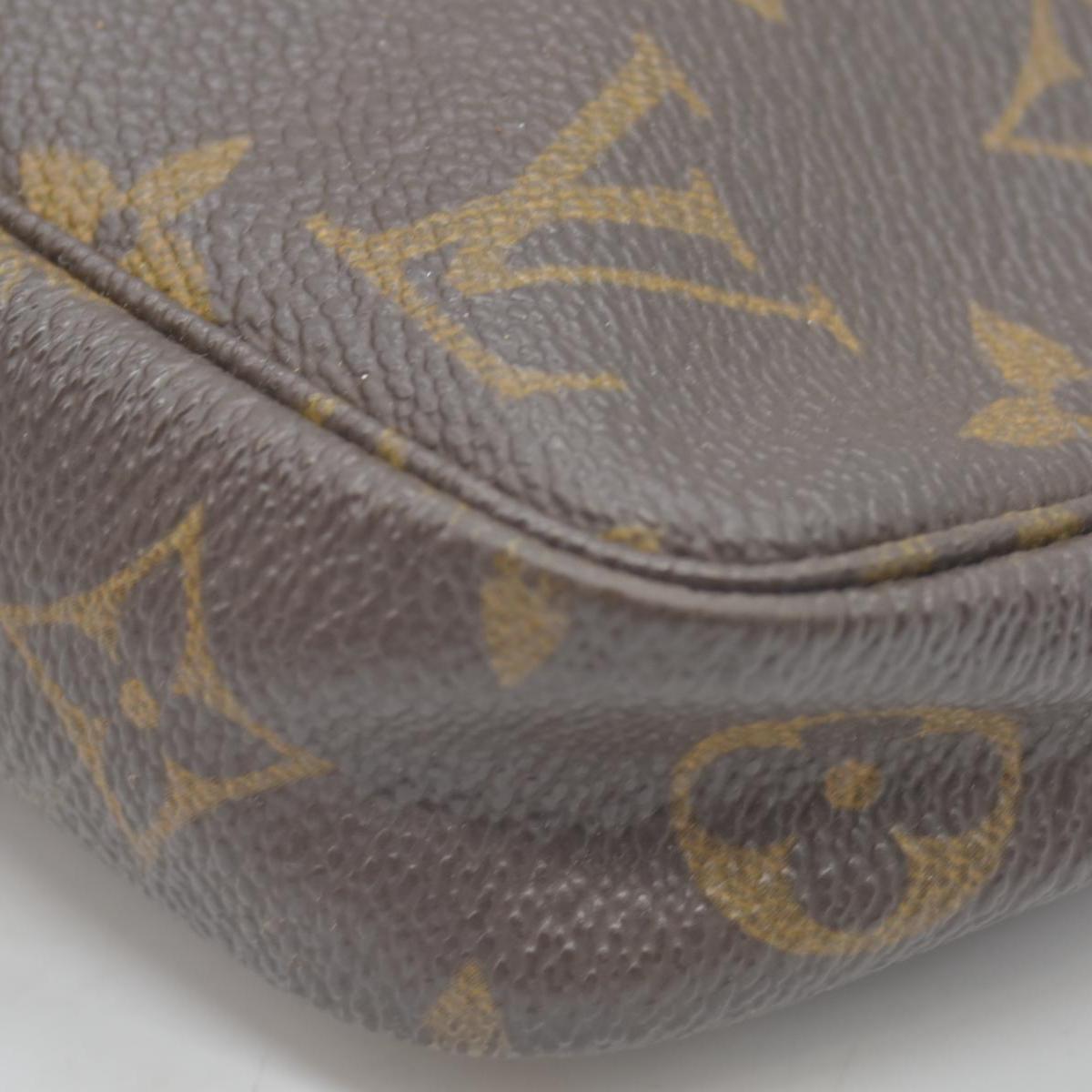 $1290 2001 Louis Vuitton Monogram Pochette Accessories Pouch Bag VI0031