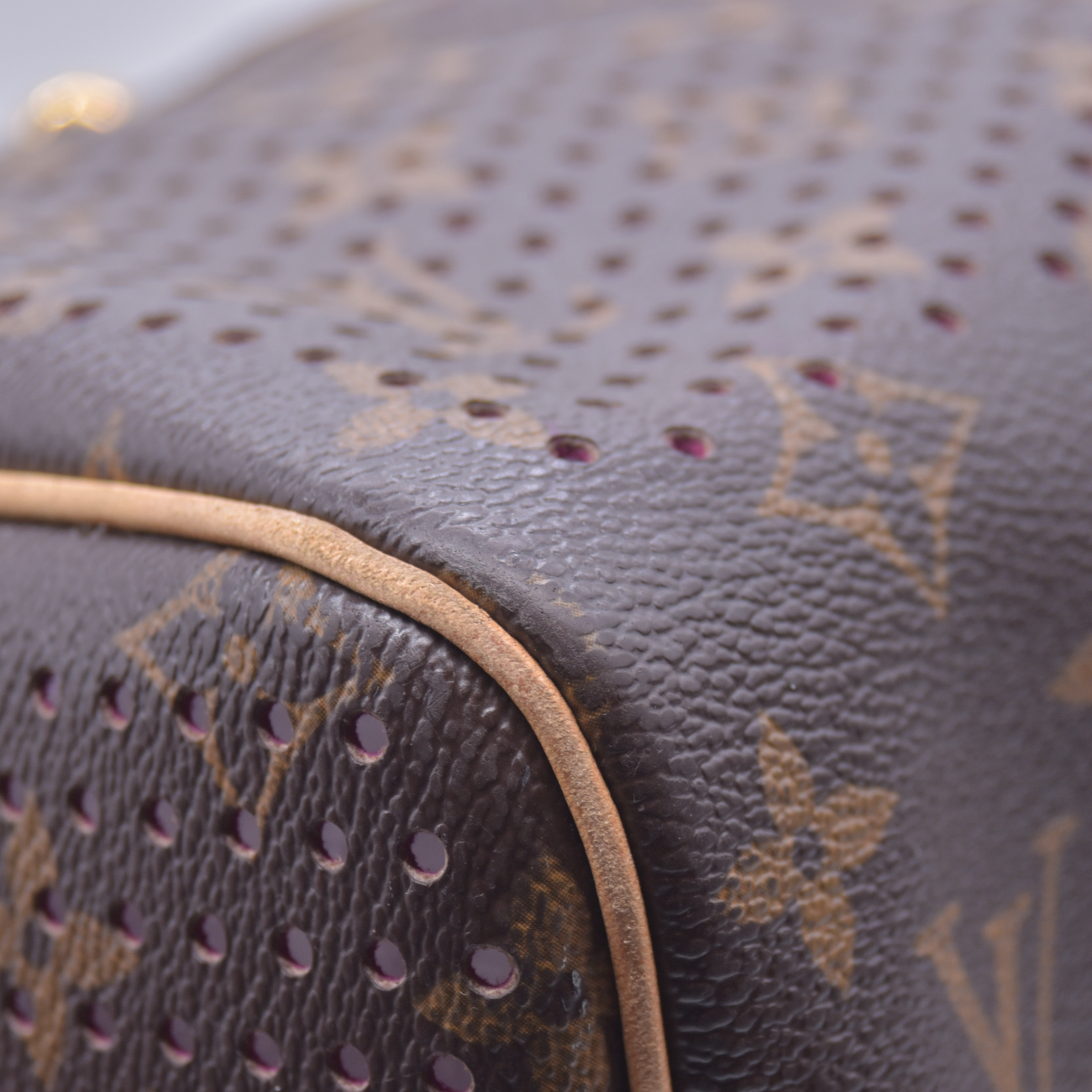 $2025 2006 Louis Vuitton Monogram Perforated Speedy 30 Fuchsia AR0026