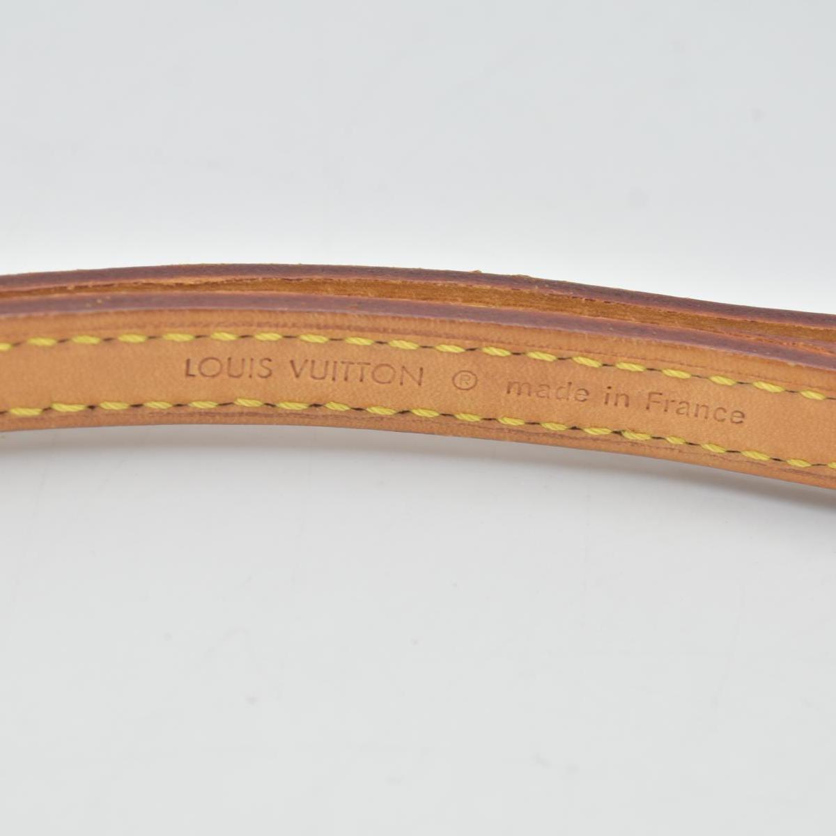 $1290 1999 Louis Vuitton Monogram Pochette Accessories AR0999