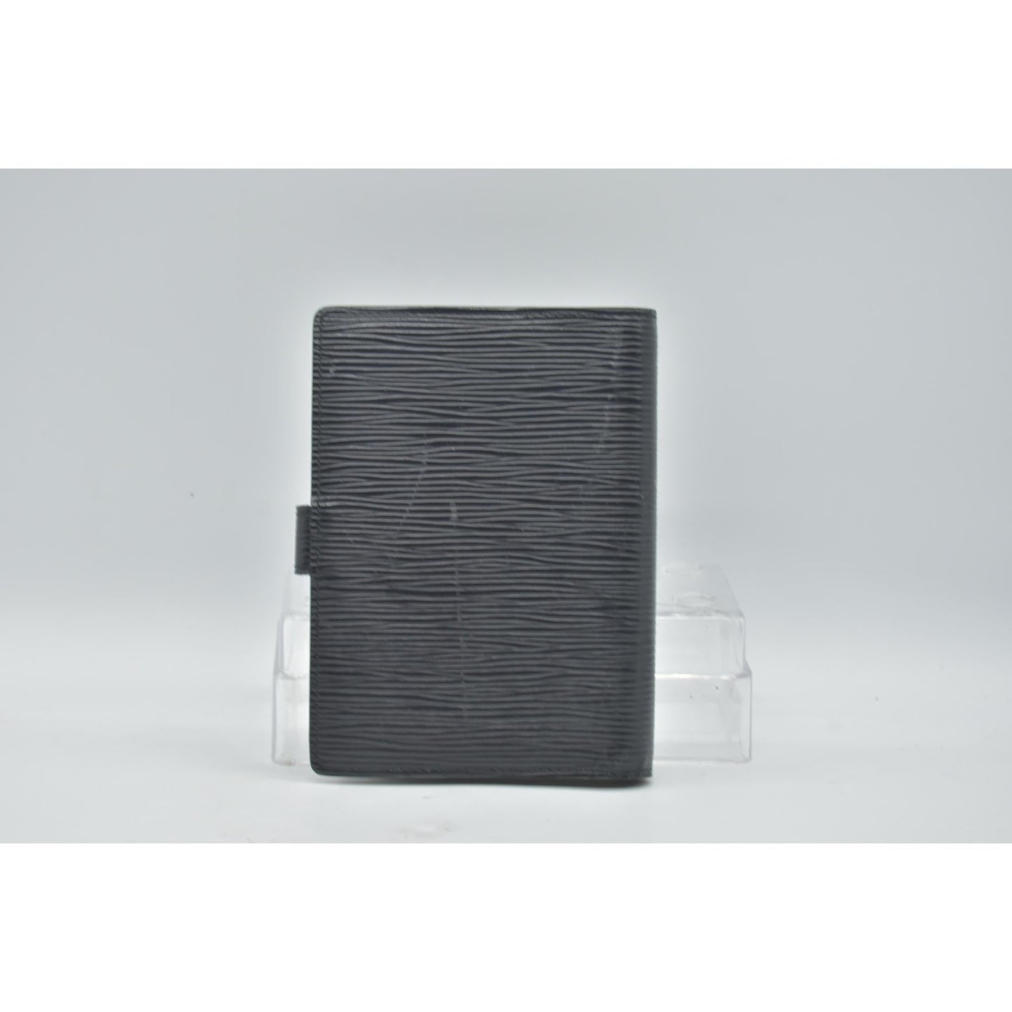 $505 Louis Vuitton  Epi Small Ring Agenda Cover CONSIGNMENT