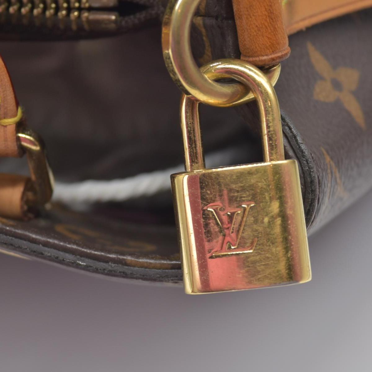 $2750 2016 Louis Vuitton Monogram Monogram Montaigne BB TR0146