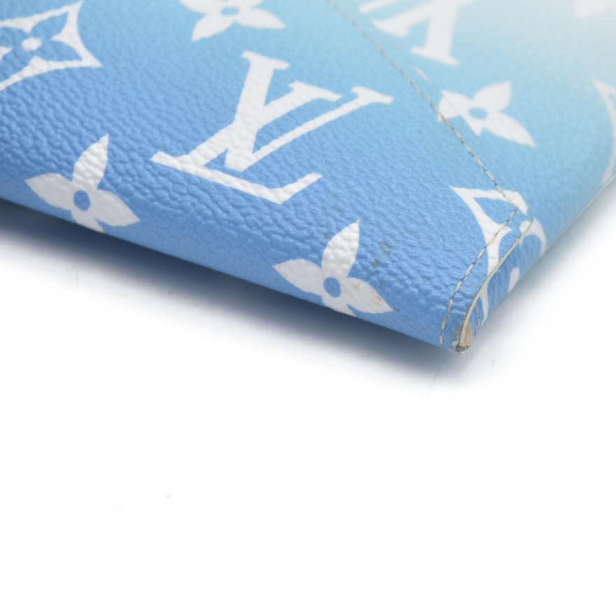 AUCTION $700 Louis Vuitton  Monogram Giant By The Pool Medium Kirigami Pochette Insert Blue