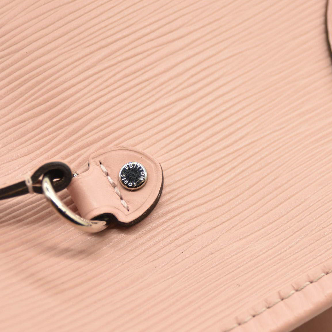 LOUIS VUITTON Epi Neverfull MM Rose Ballerine