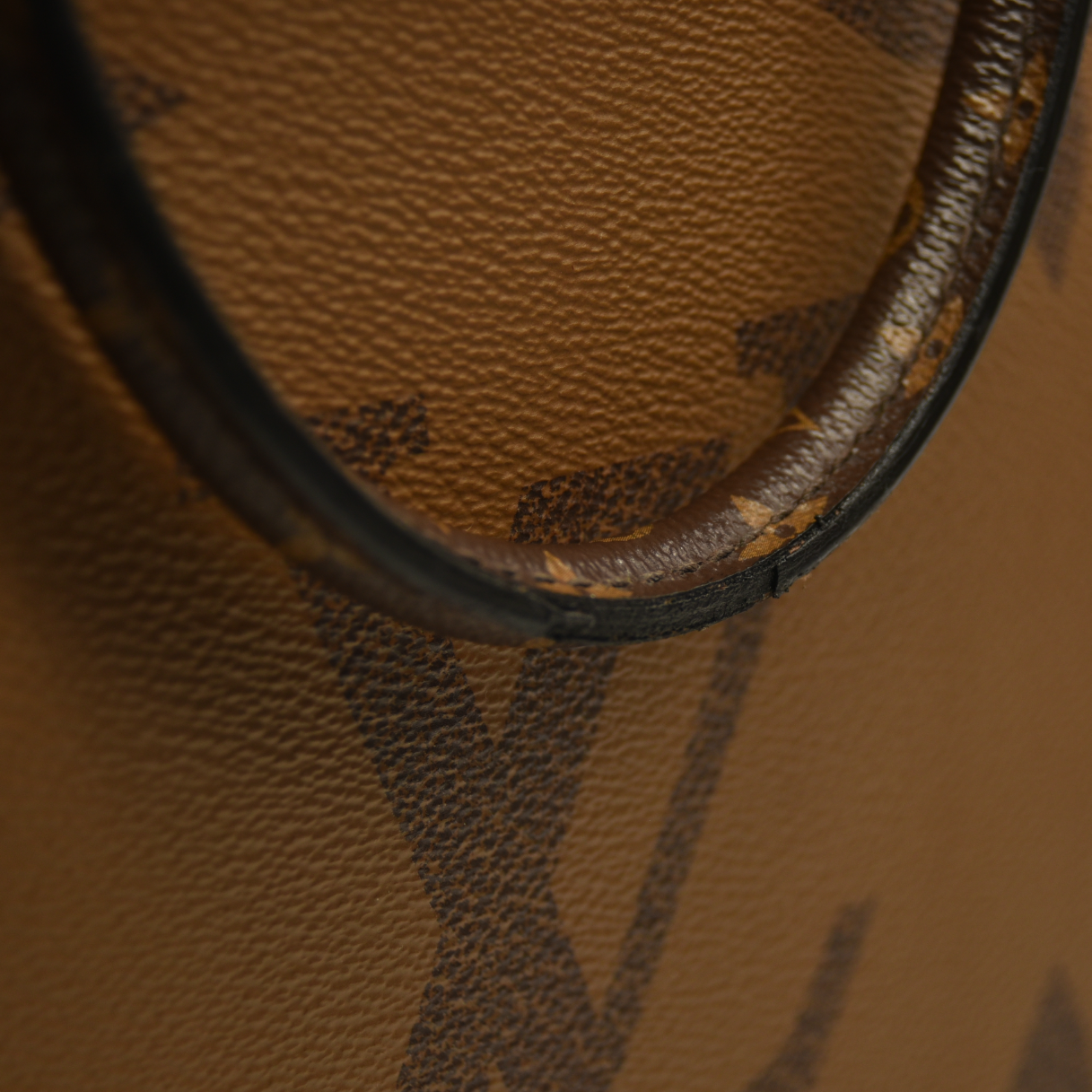 Louis Vuitton  Reverse Monogram Giant Onthego GM RFID-confirmed/DU3169