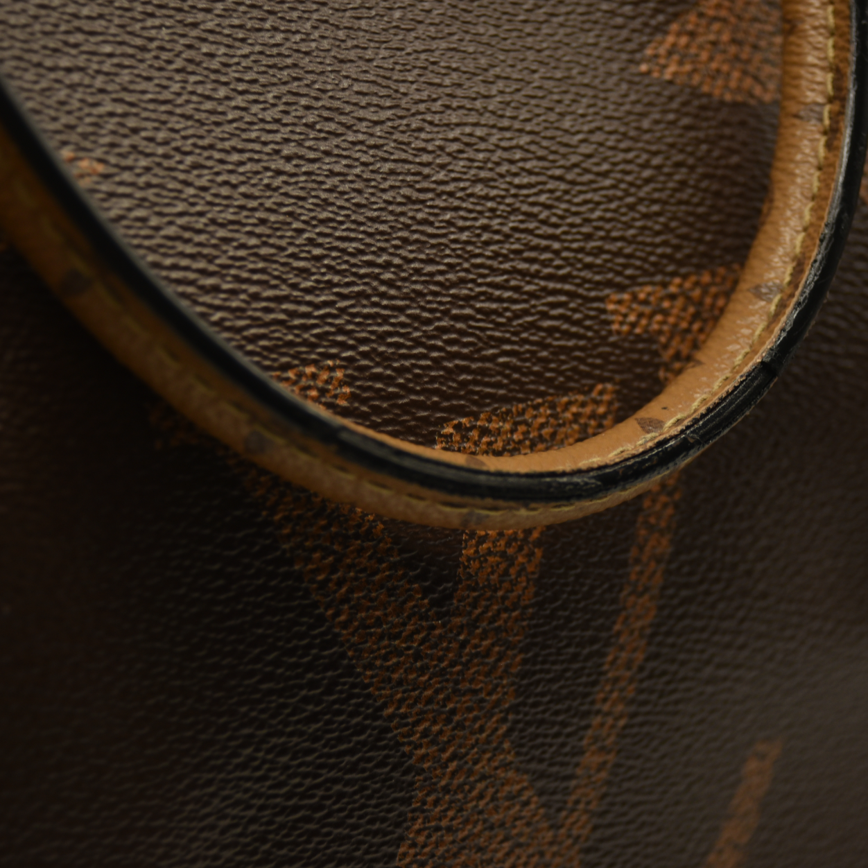 Louis Vuitton  Reverse Monogram Giant Onthego GM RFID-confirmed/DU3169